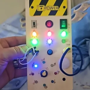 Recebido o Quadro de Atividades Montessori com Luzes LED do cliente J***y.