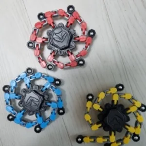 Recebido Robô Transformável Fidget Spinner do cliente C***a.