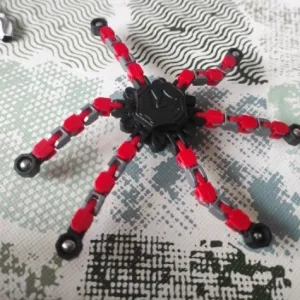 Recebido Fidget Spinner de Robô Transformável do cliente J***e.